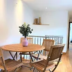 Prime Location! Detached Clifton Home With Parking